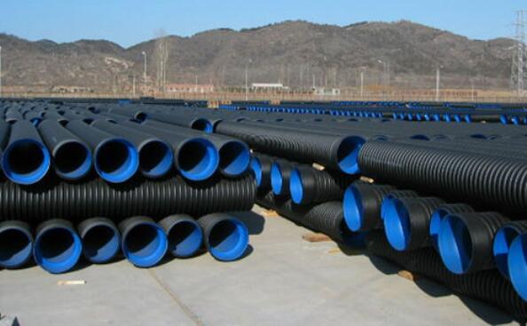 雙扣聚氯乙烯增強(qiáng)管到底有什么特點(diǎn)呢？